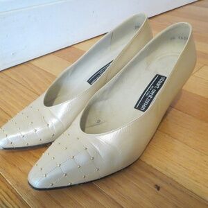 STUART WEITZMAN Women's Pumps Heels Shoes